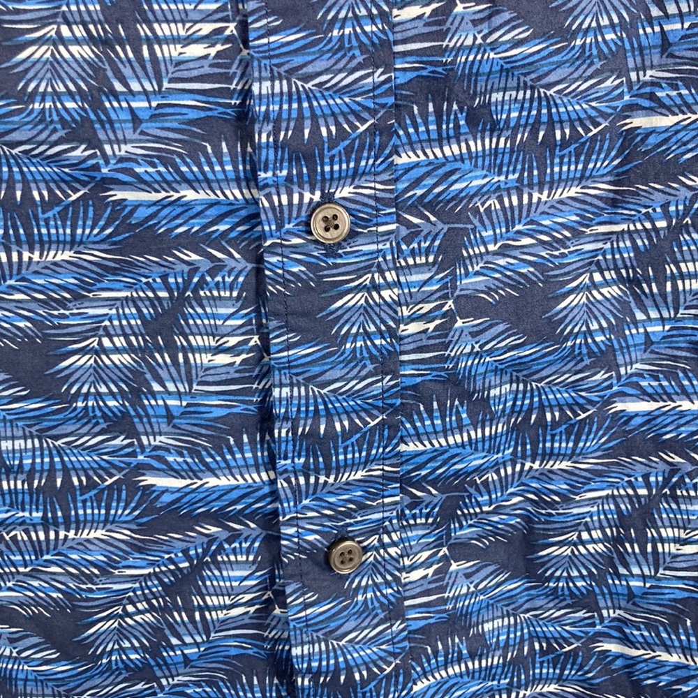 ๐ Slate & Stone Bates Blue Stripe Leaves Shirt - Picture 8 of 10